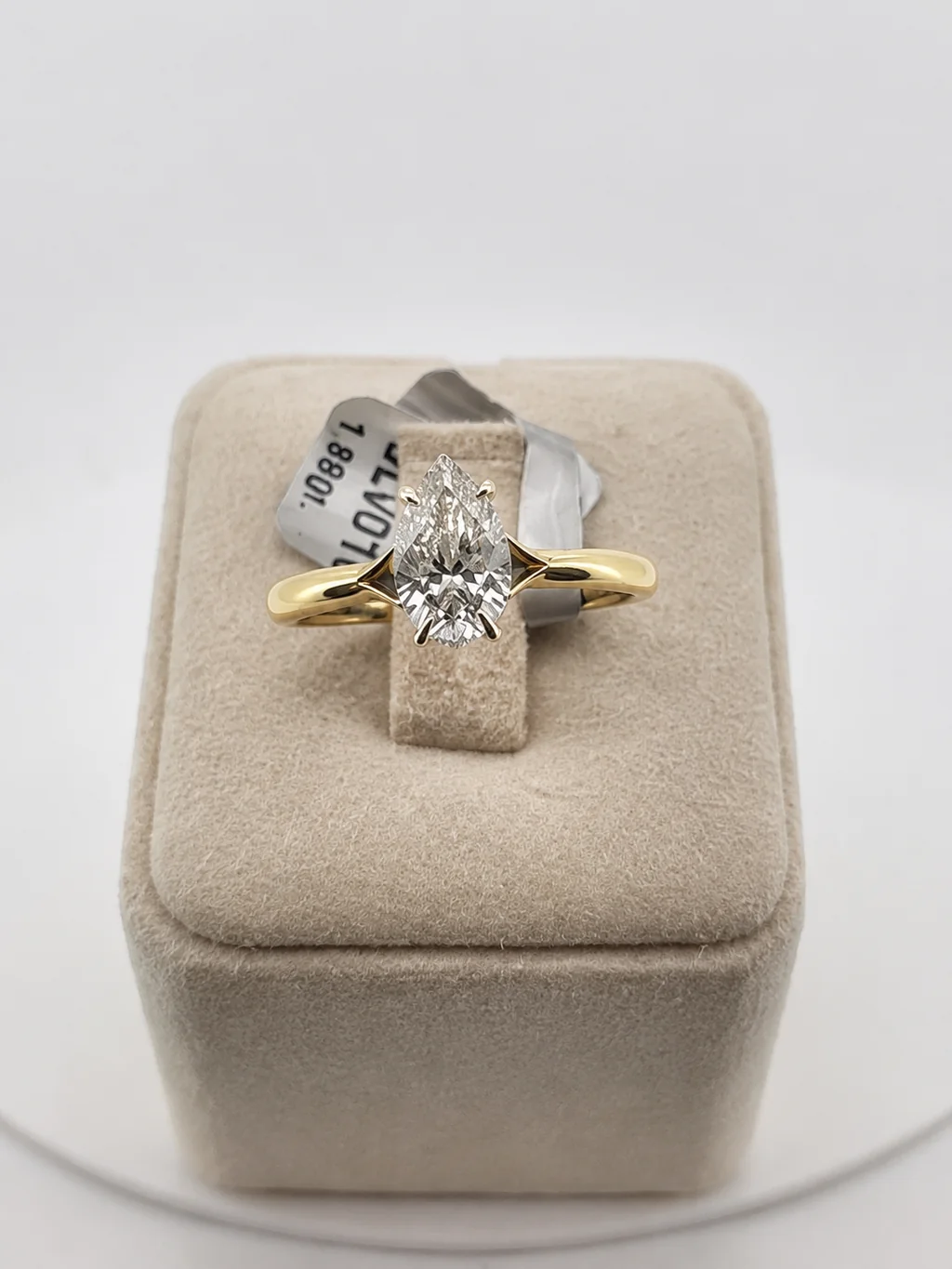 Lab Grown Diamond