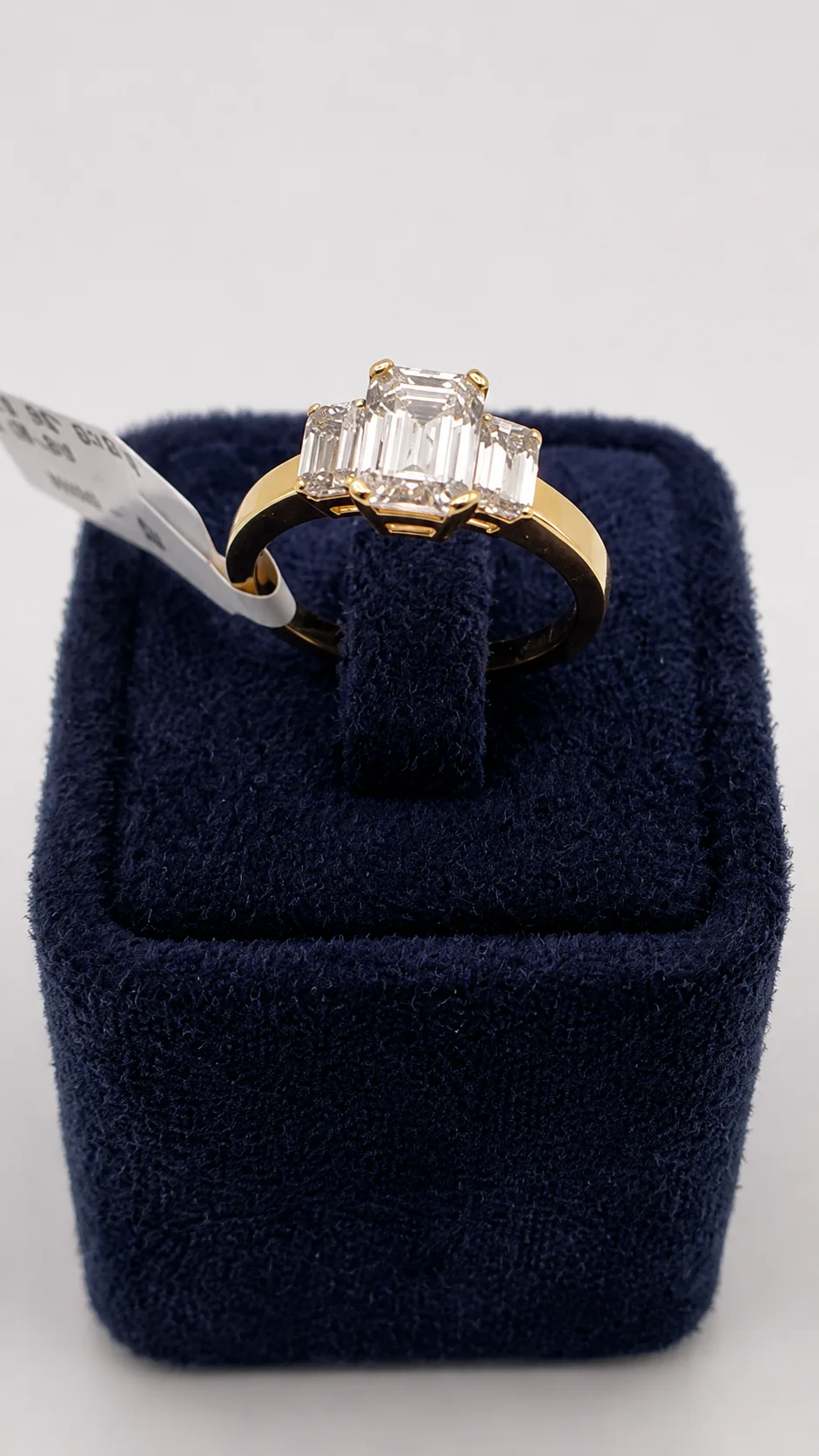 Lab Grown Diamond